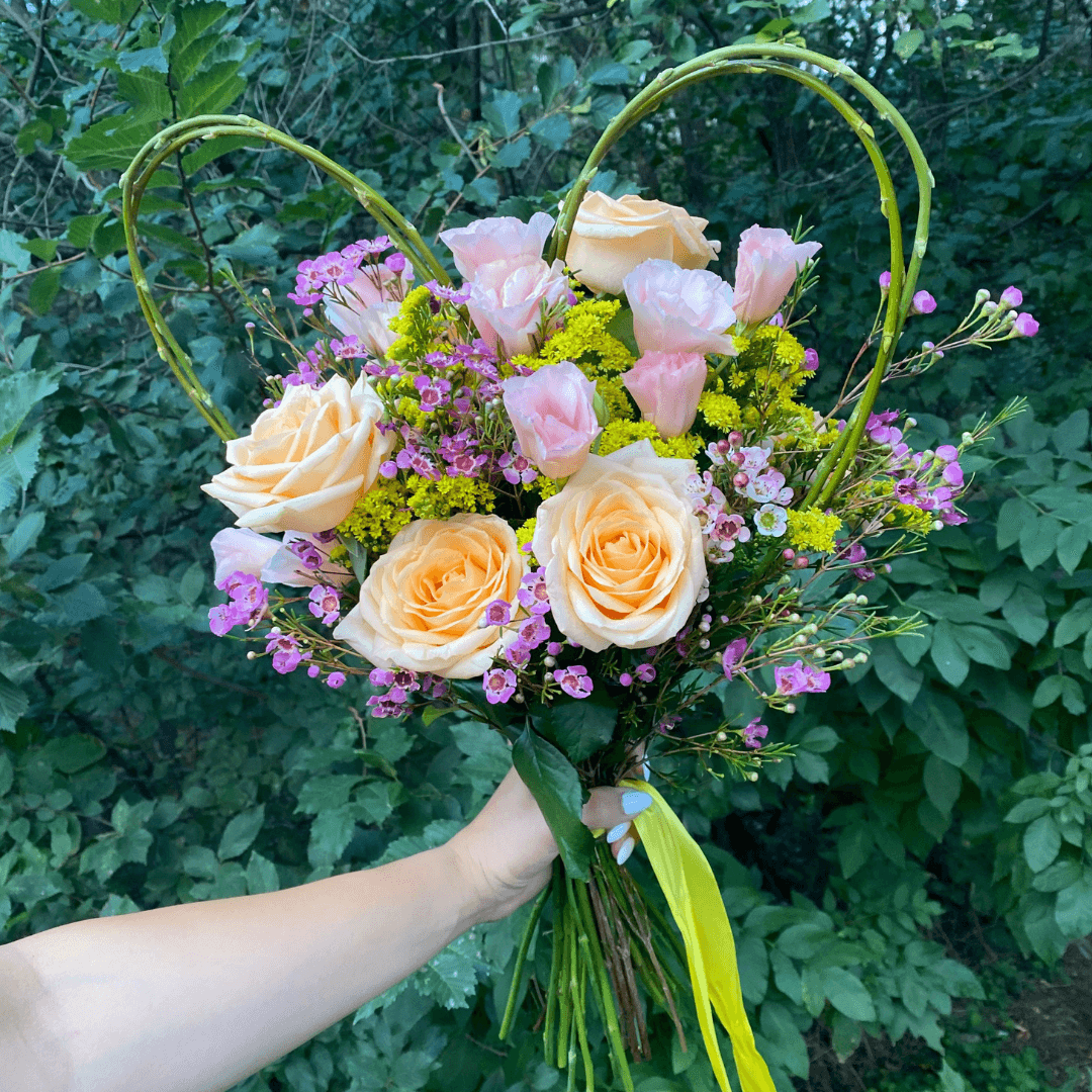 AMM28.1.png Buchet inimă - imagine 1